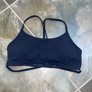 Gym repears strappy back sports bra